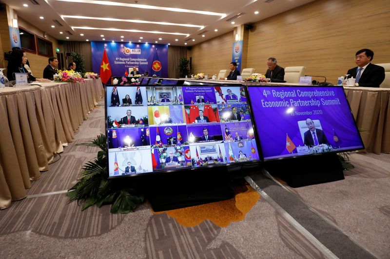 &copy; Reuters. ASEAN Summit in Hanoi