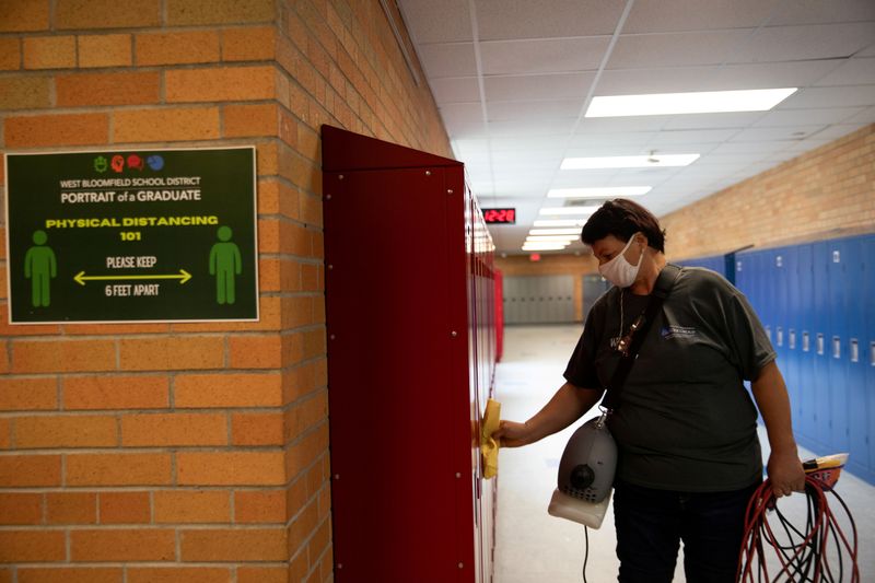 © Reuters. Schools are routinely sanitized as students return to school in Michigan