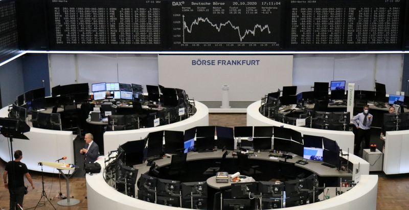 © Reuters. Panoramica della borsa di Francoforte