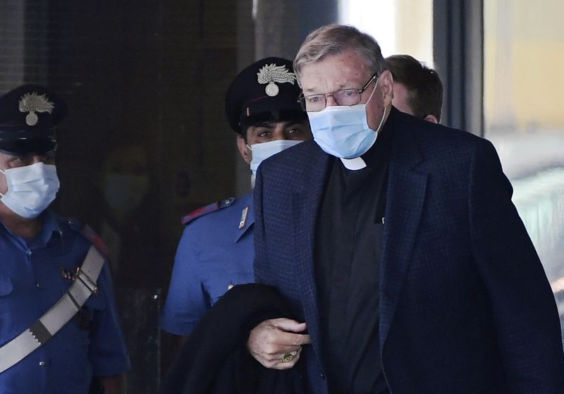 &copy; Reuters. Former Vatican treasurer George Pell arrives at Rome&apos;s Fiumicino Airport