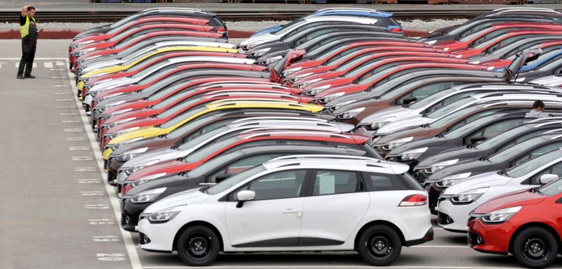 &copy; Reuters. Renault cars await export in port of Koper