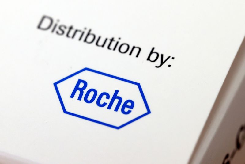&copy; Reuters. Logo da farmacêutica Roche em Lausanne, na Suíça