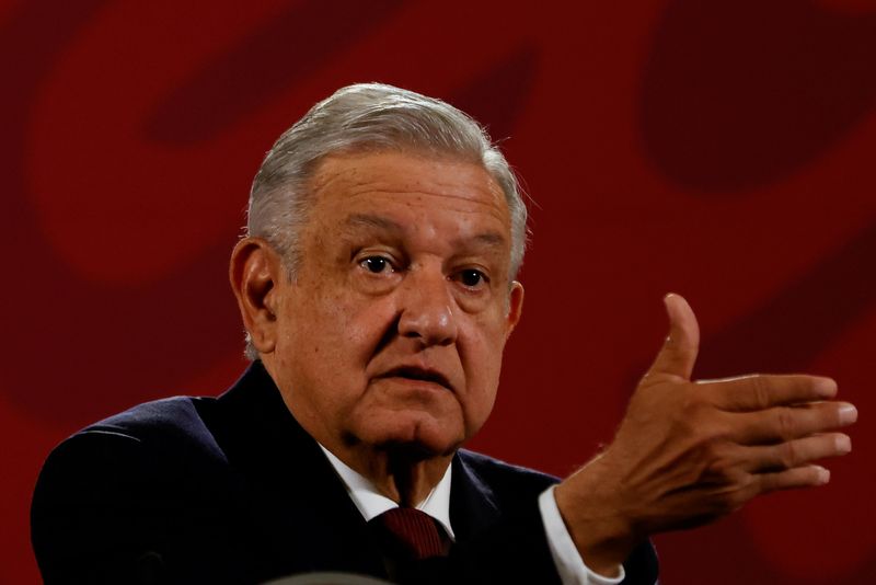 &copy; Reuters. FILE PHOTO: Mexico&apos;s President Andres Manuel Lopez Obrador gestures during a news conference at National Palace in downtown Mexico City