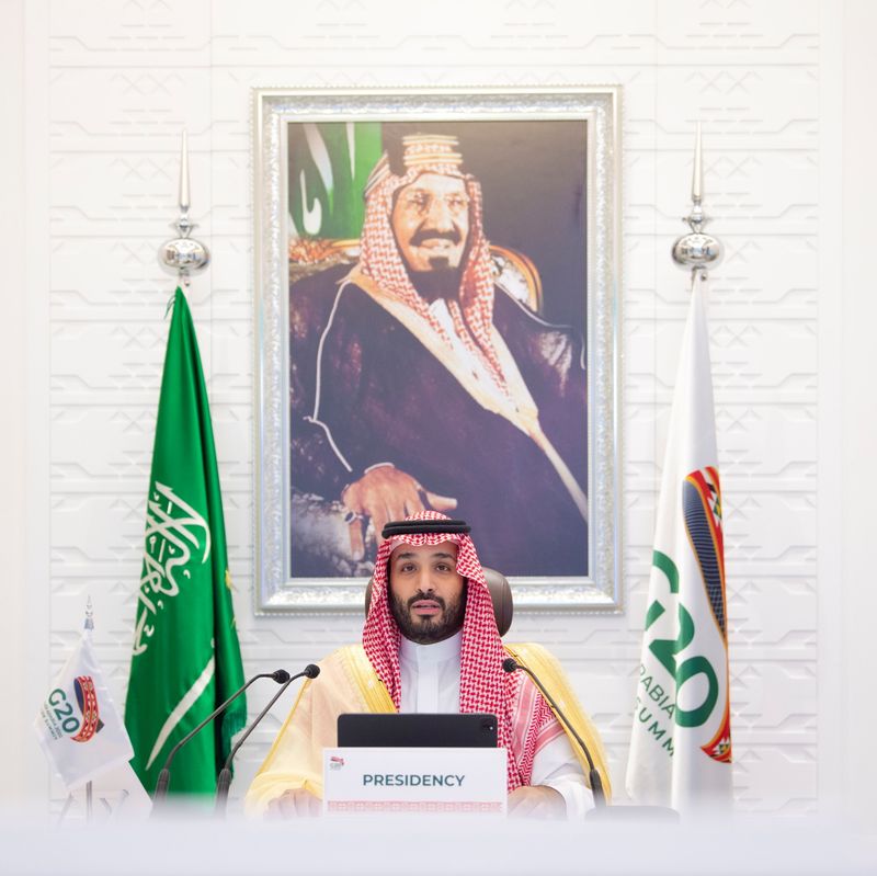 &copy; Reuters. ولي العهد السعودي يقترح عقد قمتين لمجموعة العشرين كل عام