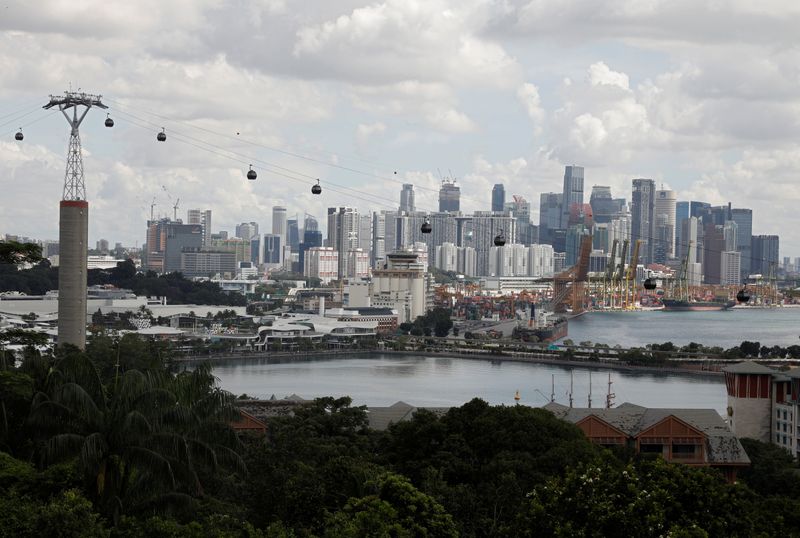 &copy; Reuters. シンガポール第3四半期ＧＤＰは上方改定、来年はプラス成長へ