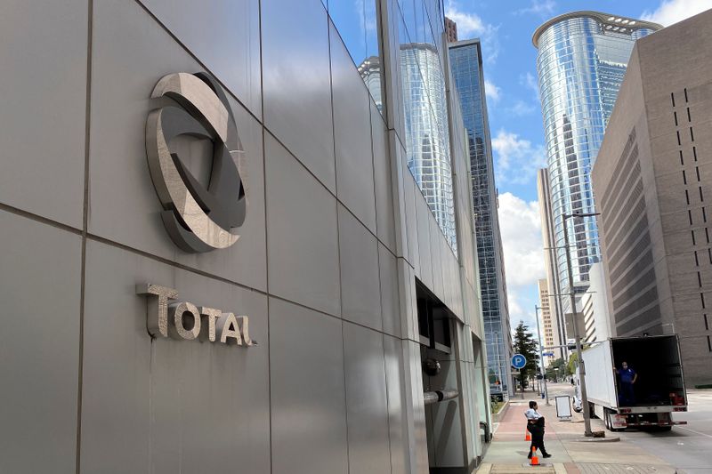 © Reuters. TOTAL PRÉPARE UN PLAN DE DÉPARTS VOLONTAIRES EN FRANCE
