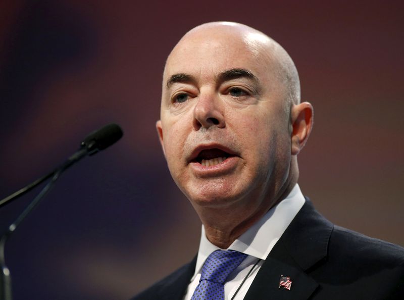 &copy; Reuters. FILE PHOTO: Alejandro Mayorkas, U.S. Deputy Secretary of Homeland Security speaks at the 2015  International Air Transport Association (IATA) Annual General Meeting (AGM) and World Air Transport Summit in Miami Beach, Florida