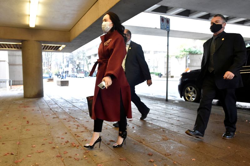 &copy; Reuters. FILE PHOTO: Huawei Technologies Chief Financial Officer Meng Wanzhou arrives at court in Vancouver