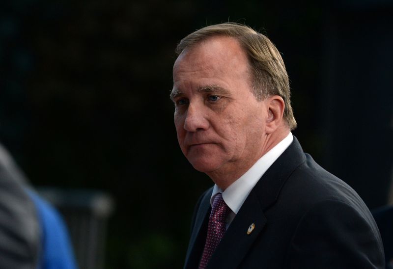 &copy; Reuters. FOTO DE ARCHIVO: El primer ministro sueco, Stefan Lofven, durante una cumbre de la UE sobre el nuevo coronavirus