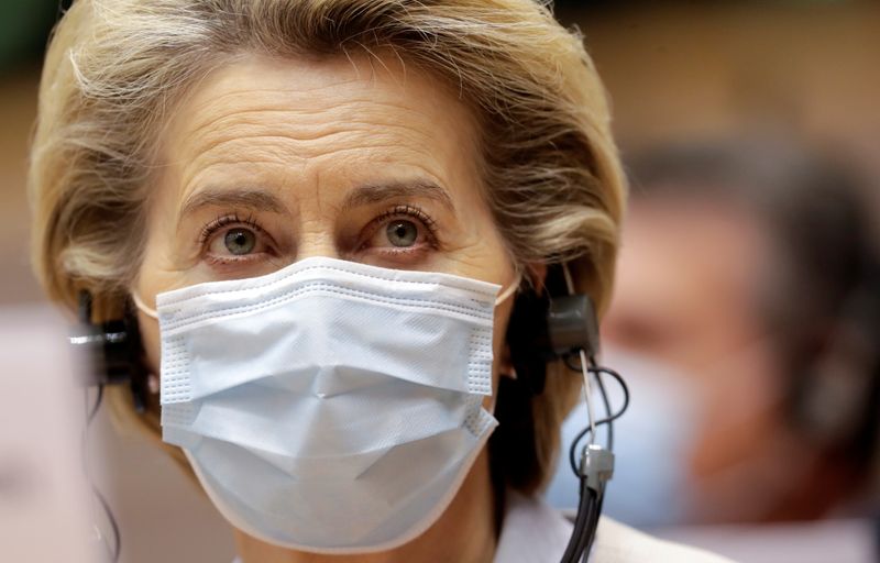 © Reuters. BREXIT: LES PROCHAINS JOURS SERONT DÉCISIFS, DIT VON DER LEYEN