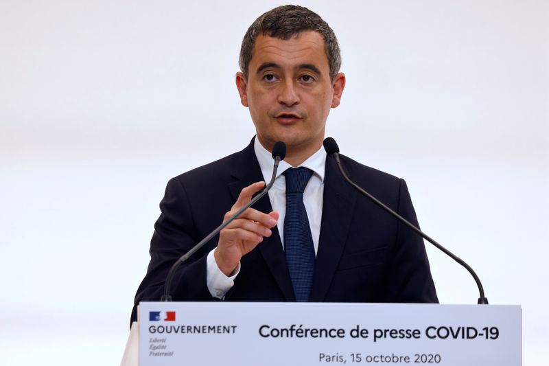 &copy; Reuters. وزير فرنسي يدعم قائد شرطة باريس بعد تفكيك مخيم للاجئين