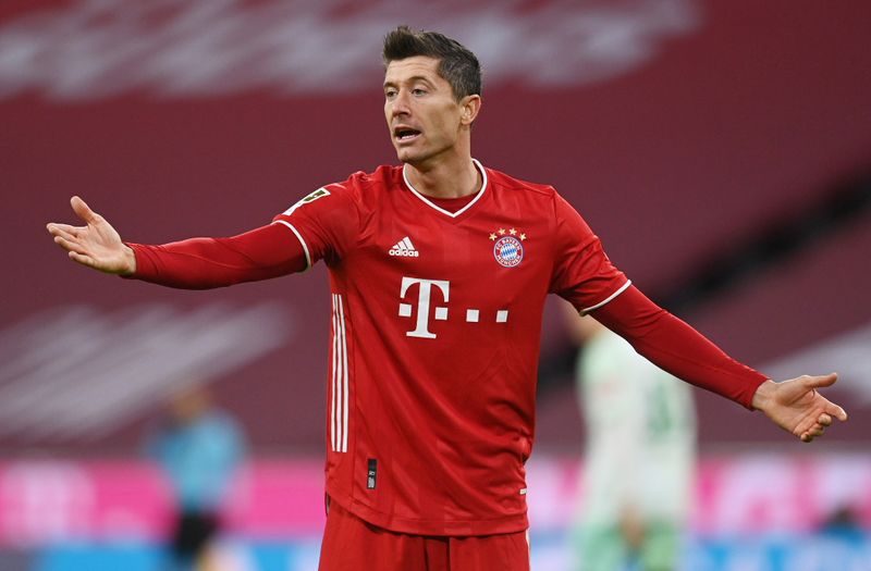 &copy; Reuters. Robert Lewandowski del Bayern Munich durante un partido contra el Werder Bremen en el Allianz Arena, Munich, Alemania - 21 de noviembre de 2020