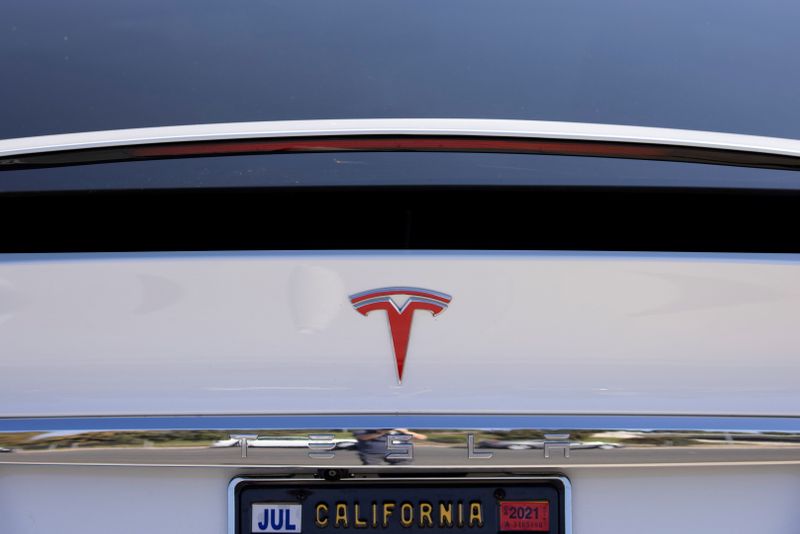 &copy; Reuters. FILE PHOTO: A Tesla Model X is shown at a Tesla service center in Costa Mesa, California