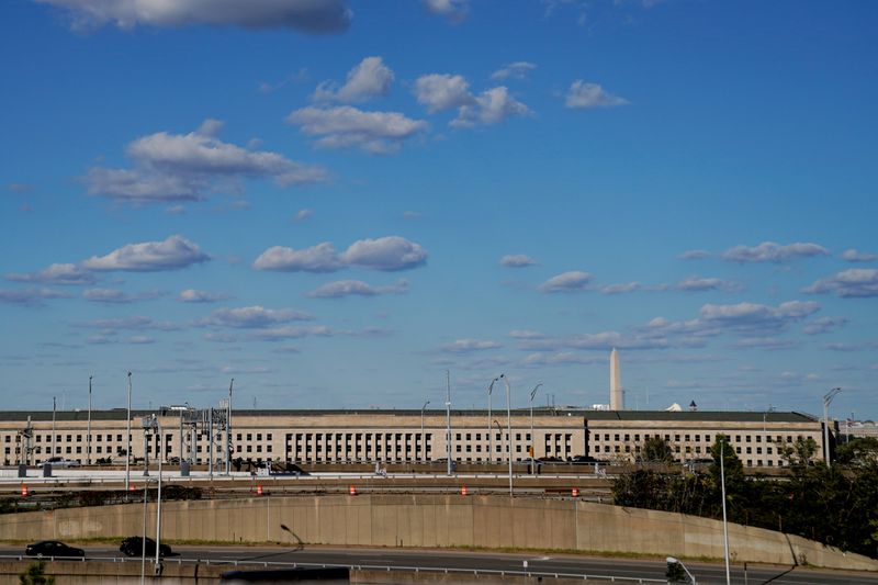 &copy; Reuters. FILE PHOTO: The Pentagon building is seen in Arlington, Virginia