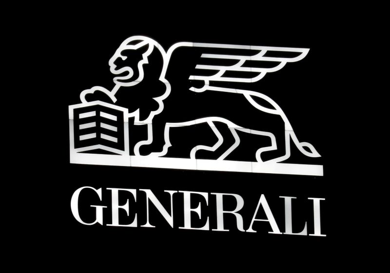 &copy; Reuters. Il logo Generali presso la sede della società a Milano
