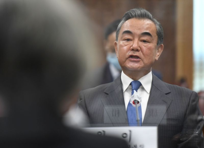 &copy; Reuters. وزير خارجية الصين يؤكد على أهمية الحوار لحل قضية شبه الجزيرة الكورية