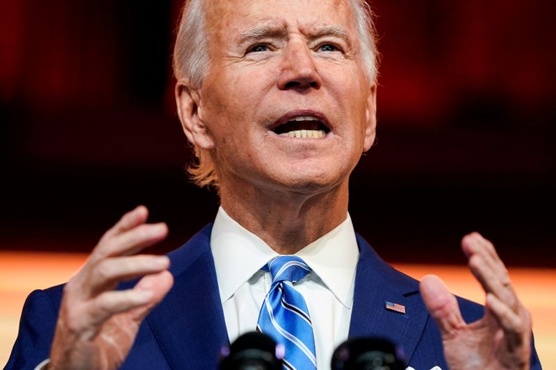 © Reuters. FILE PHOTO: U.S. President-elect Joe Biden delivers pre-Thanksgiving speech at transition headquarters in Wilmington, Delaware