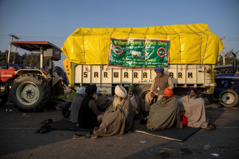 &copy; Reuters. Protest against newly passed farm bills near Delhi