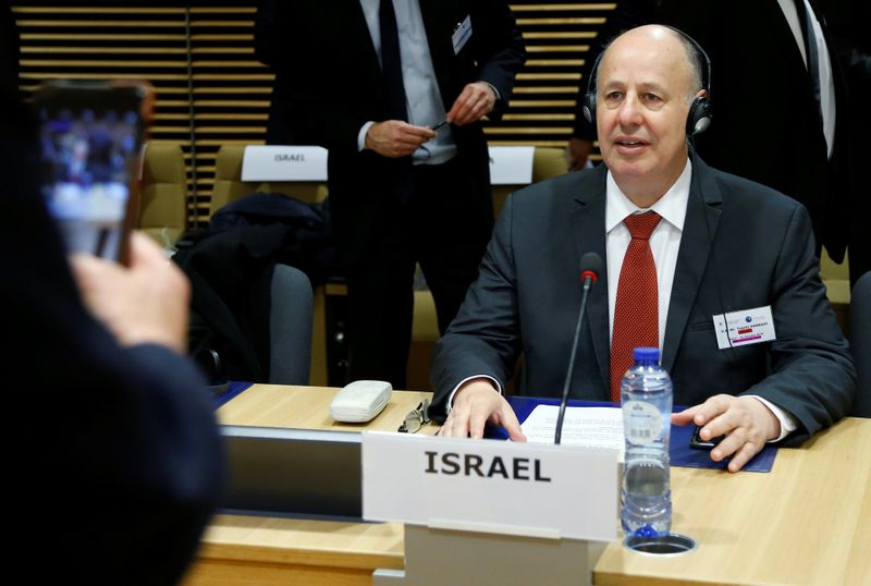 &copy; Reuters. وزير إسرائيلي يقول إنه &quot;ليس لديه دليل&quot; بشأن من قتل العالم النووي الإيراني