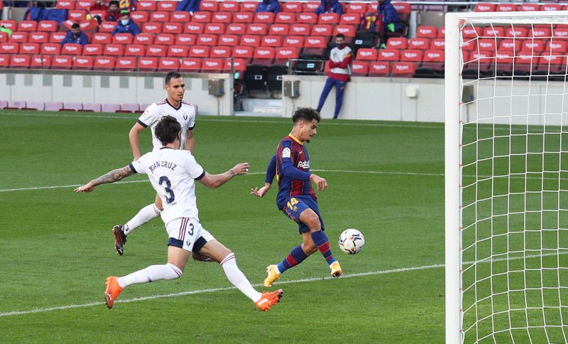 &copy; Reuters. La Liga Santander - FC Barcelona v Osasuna