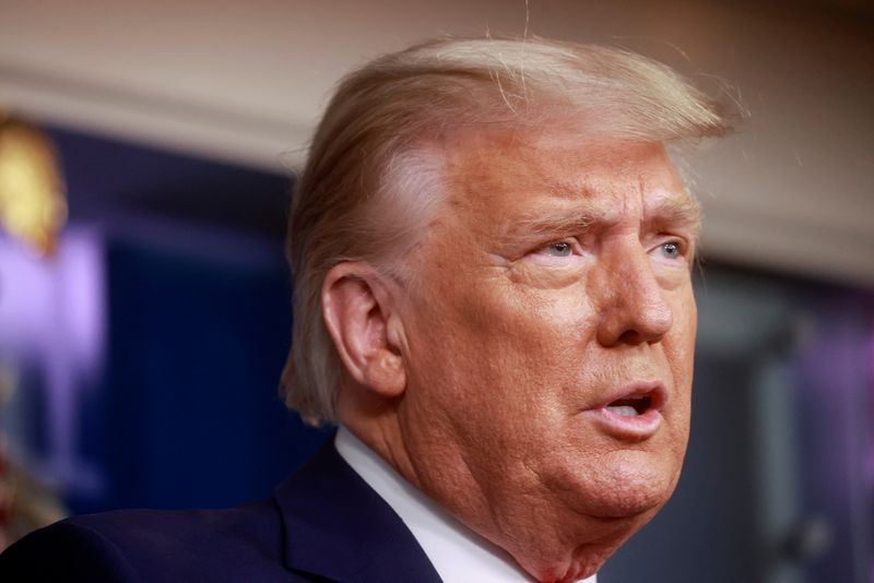 &copy; Reuters. FILE PHOTO: U.S. President Trump speaks to reporters at the White House in Washington