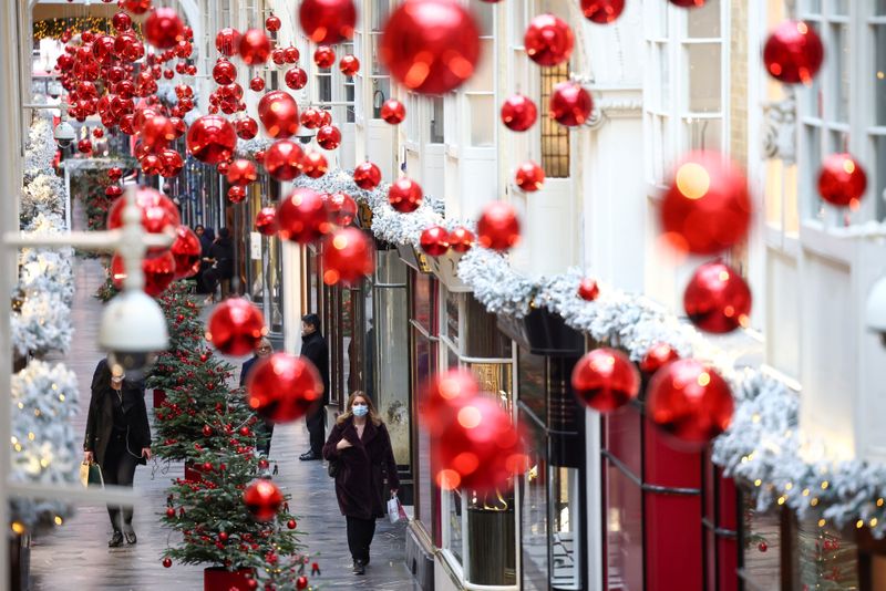 UK to relax shop opening hours rules over Christmas and through January