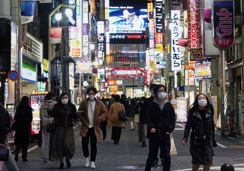 &copy; Reuters. 東京都で新たに372人が新型コロナに感染