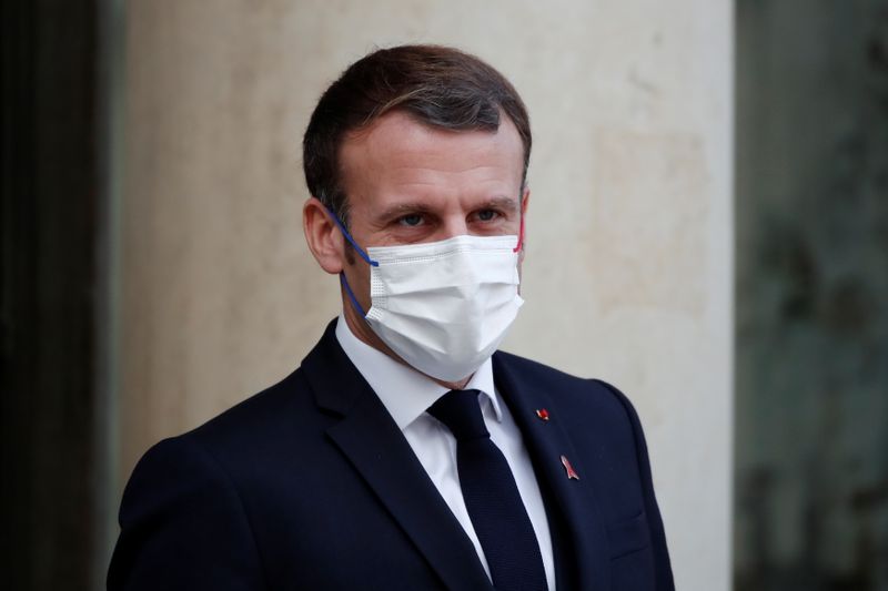 &copy; Reuters. CORONAVIRUS: MACRON ENVISAGE UNE CAMPAGNE DE VACCINATION &quot;GRAND PUBLIC&quot; AU PRINTEMPS EN FRANCE