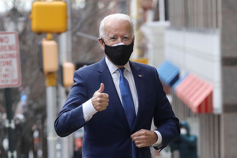 &copy; Reuters. U.S. President-elect Joe Biden arrives to announce members of his economic policy team in Wilmington, Delaware