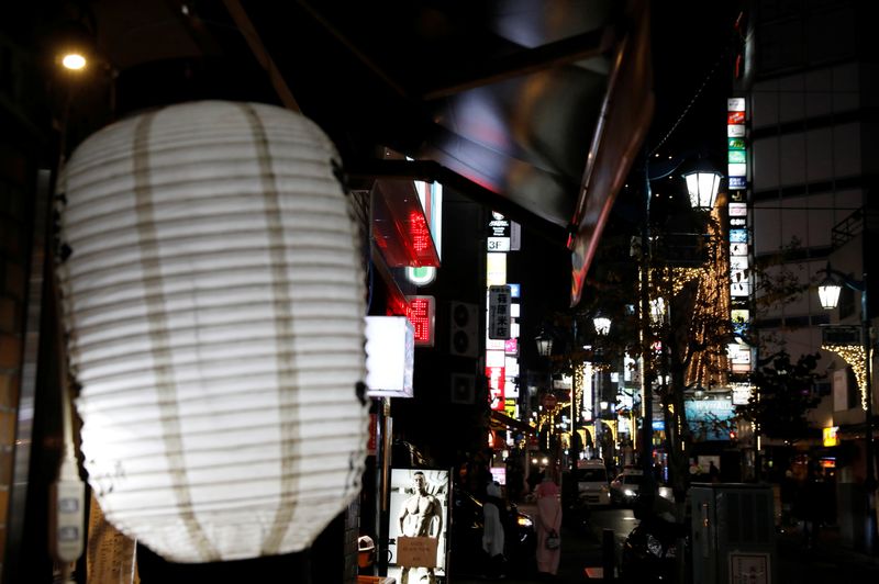 &copy; Reuters. 東京都で新たに449人が新型コロナに感染