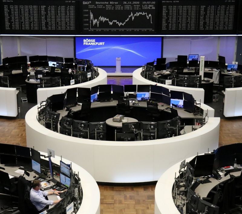 © Reuters. Una panoramica della Borsa di Francoforte