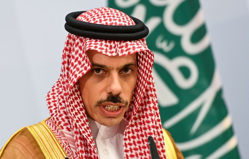 © Reuters. السعودية تقول حل الخلاف الخليجي يبدو قريبا