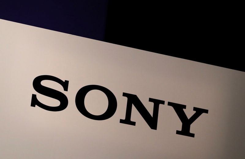 &copy; Reuters. FILE PHOTO:  Sony Corp&apos;s logo is seen at its news conference in Tokyo