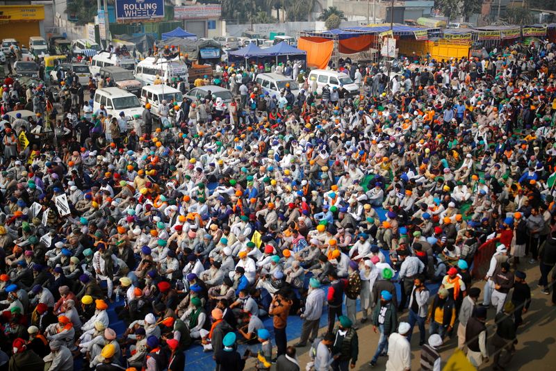 &copy; Reuters. Protest against newly passed farm bills at Singhu border near Delhi