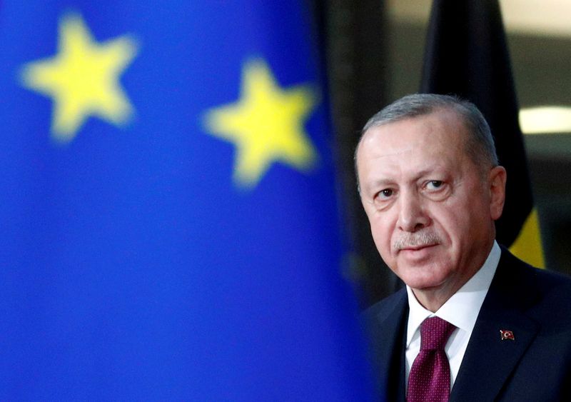 &copy; Reuters. LA TURQUIE NE CÉDERA PAS AUX MENACES DE L&apos;UE ET VEUT NÉGOCIER, DIT ERDOGAN