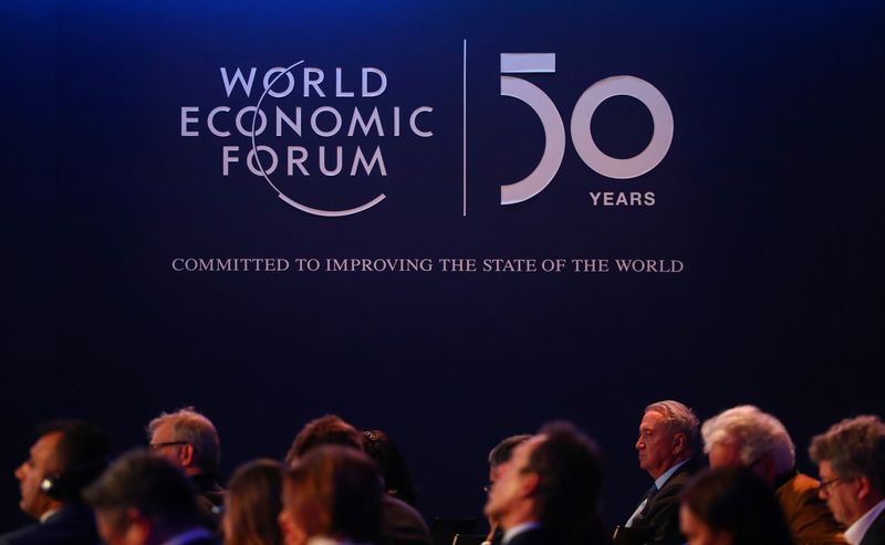 &copy; Reuters. FILE PHOTO: 2020 World Economic Forum in Davos