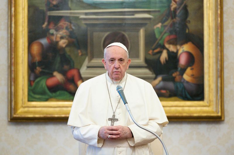 &copy; Reuters. Papa Francisco durante audiência semanal no Vaticano