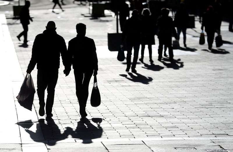 © Reuters. FILE PHOTO: Outbreak of the coronavirus disease (COVID-19) in Newcastle upon Tyne