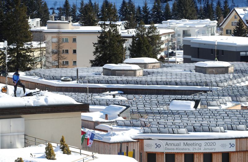 &copy; Reuters. FILE PHOTO: 2020 World Economic Forum in Davos