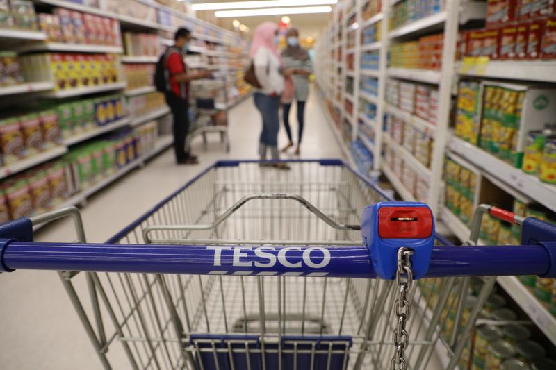 © Reuters. A shopping cart is pictured in a Tesco supermarket, amid the coronavirus disease (COVID-19) outbreak in Petaling Jaya