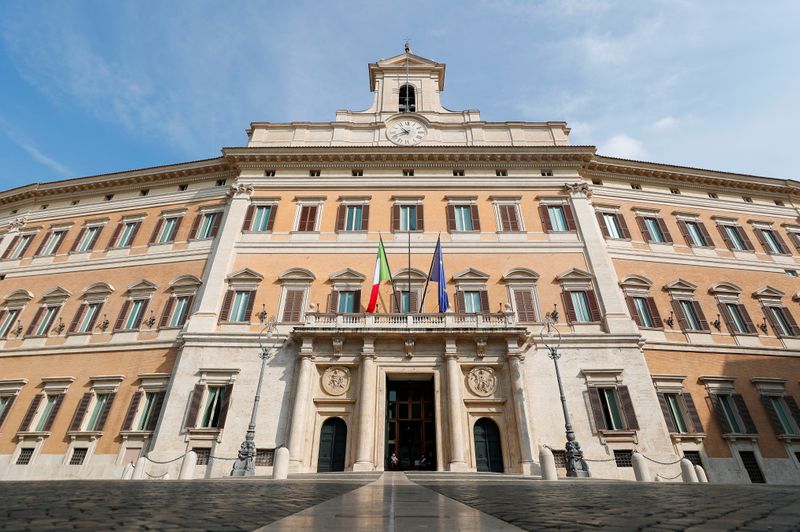 &copy; Reuters. Palazzo Montecitorio