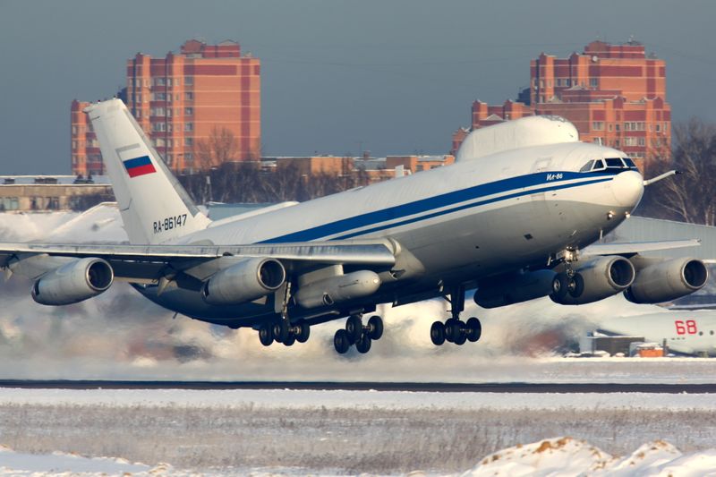 &copy; Reuters. Ilyushin Il-80, Russian miltary aircraft known as the Doomsday Plane, is seen in Moscow region