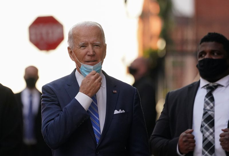 &copy; Reuters. U.S. president-elect Joe Biden departs the Queen theatre for meeting in Wilmington