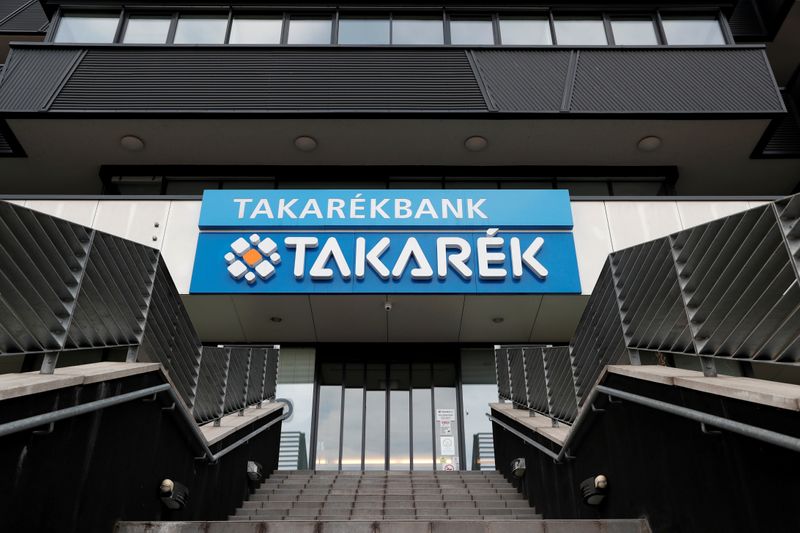 &copy; Reuters. FILE PHOTO: The headquarters of Hungary bank group Takarek is seen in Budapest