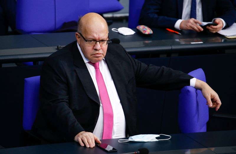 &copy; Reuters. German Economy Minister Altmaier attends a session at parliament in Berlin