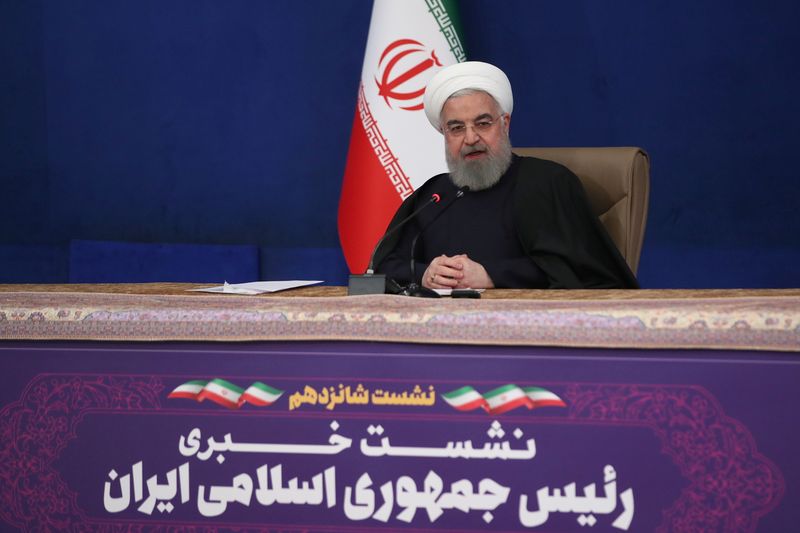 © Reuters. روحاني: برنامج طهران الصاروخي غير قابل للتفاوض