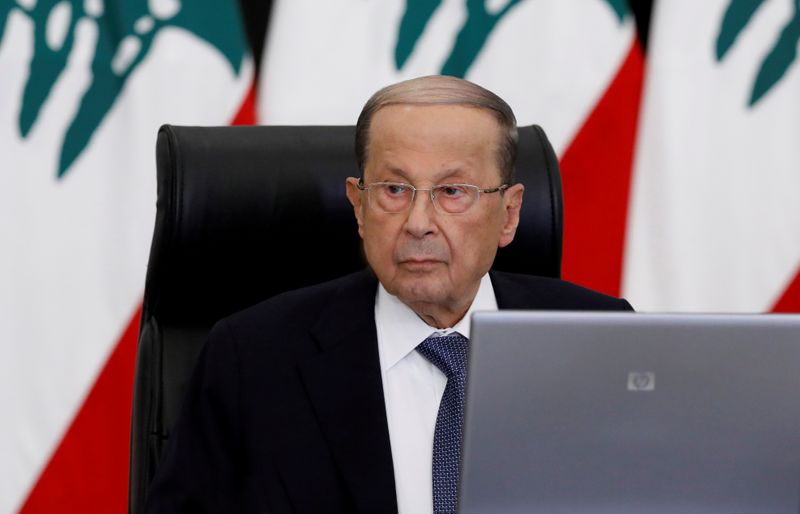 &copy; Reuters. FILE PHOTO: Lebanon&apos;s President Michel Aoun meets with Lebanese political leaders to present the plan aimed at steering the country out of a financial crisis, at the presidential palace in Baabda