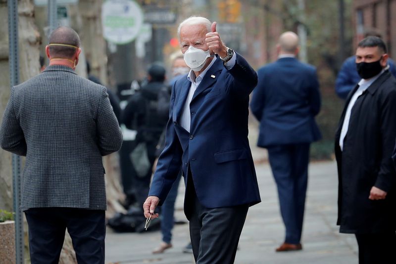 © Reuters. U.S. President-elect Joe Biden exits Penn Medicine Pennsylvania Hospital in Philadelphia