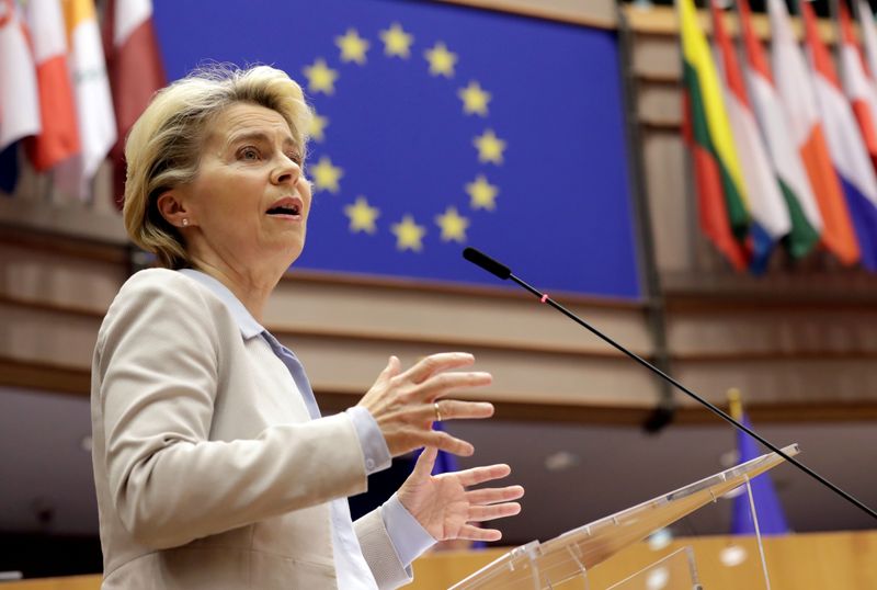 &copy; Reuters. La presidente della Commissione europea Ursula Von Der Leyen durante una sessione plenaria al Parlamento europeo a Bruxelles