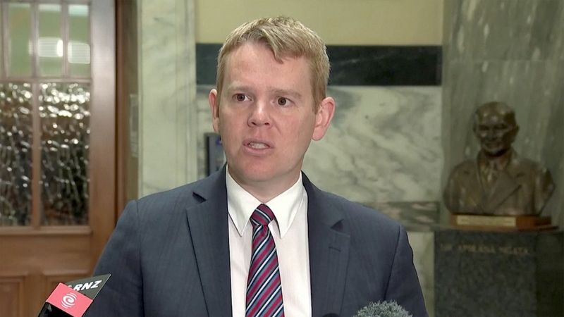 © Reuters. New Zealand Minister For Public Service Chris Hipkins talks to the media in Wellington